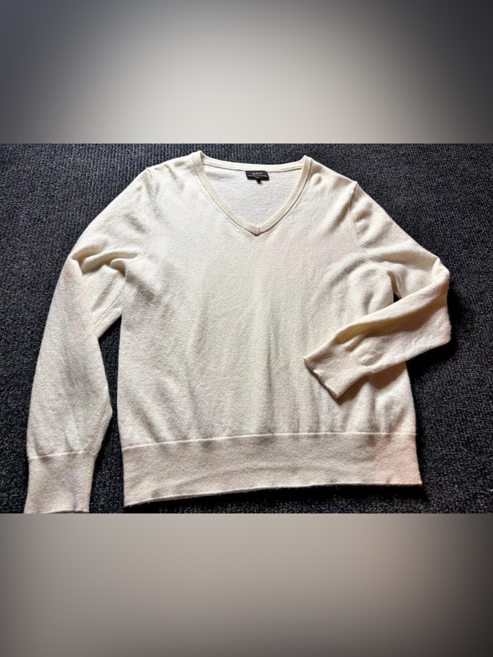 Quince 100% Mongolian Cashmere V-Neck Sweater Ivory Cream XL